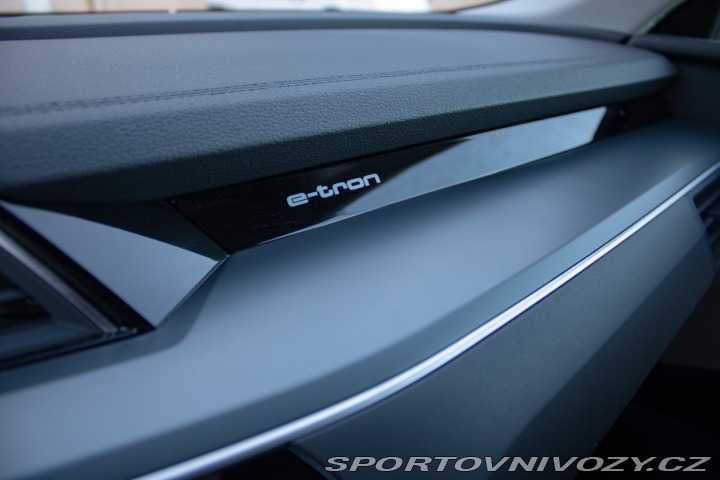 Audi Ostatní modely E-tron  50 Quattro Advanced / aj 2020