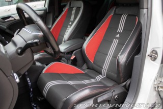 Volkswagen Golf GTI 2.0 TSi 155 kW Adida 2011