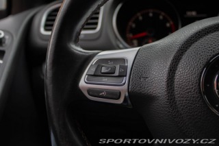 Volkswagen Golf GTI 2.0 TSi 155 kW Adida 2011