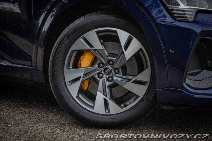 Audi Ostatní modely E-tron  55 quattro S line 2021