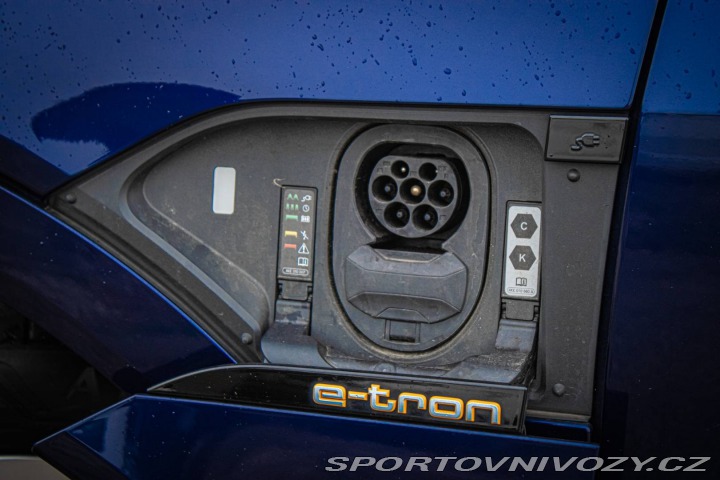 Audi Ostatní modely E-tron  55 quattro S line 2021