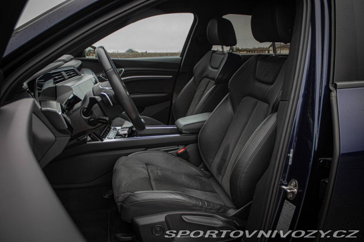 Audi Ostatní modely E-tron  55 quattro S line 2021