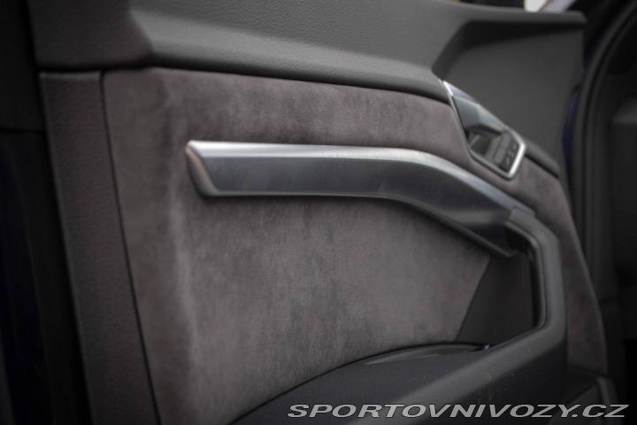 Audi Ostatní modely E-tron  55 quattro S line 2021