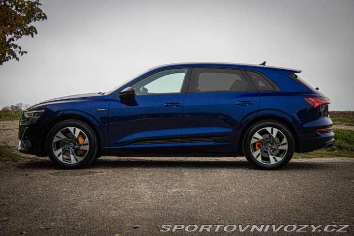 Audi Ostatní modely E-tron 55 quattro S line / AJ N 2021