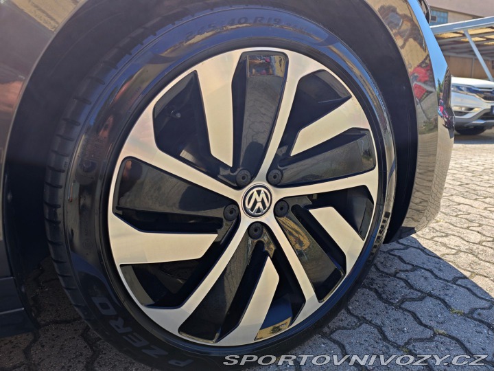 Volkswagen Arteon 2.0 TSi R-line 140kW LED 2019