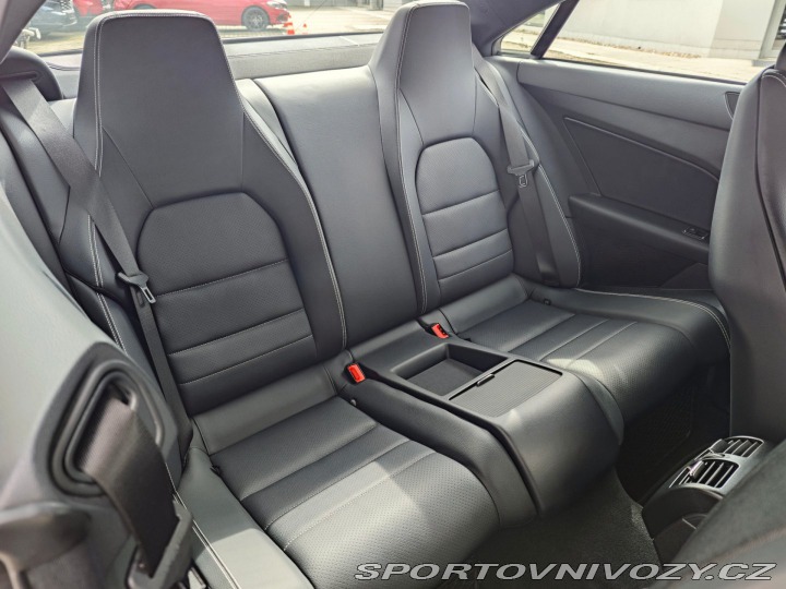 Mercedes-Benz E E 350CDi Coupe Elegance A 2011