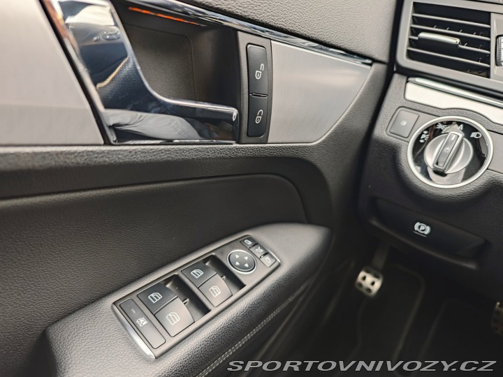 Mercedes-Benz E E 350CDi Coupe Elegance A 2011