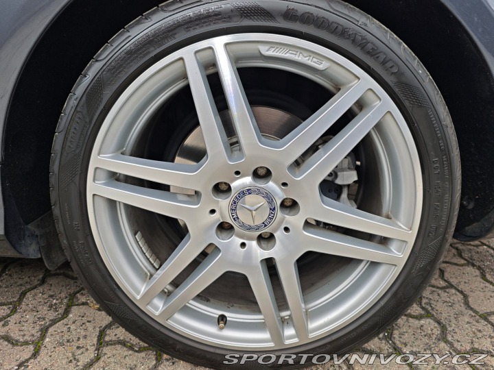 Mercedes-Benz E E 350CDi Coupe Elegance A 2011