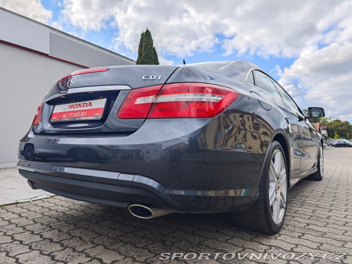 Mercedes-Benz E E 350CDi Coupe Elegance A 2011