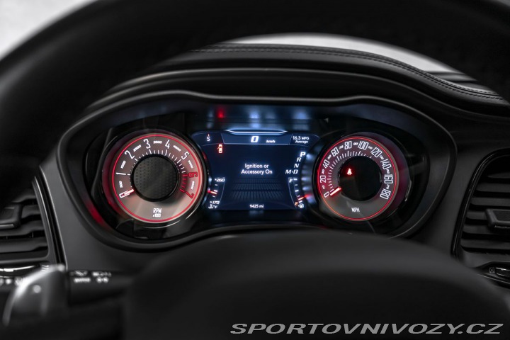 Dodge Challenger 6,4 R/T 492PS 1800