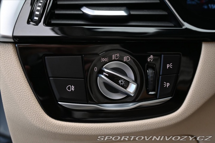 BMW 5 3,0 530d 210 kW X-Drive A 2021