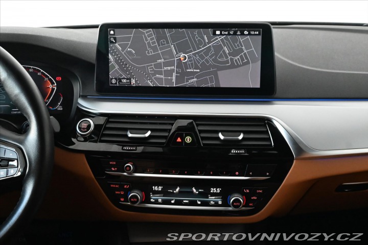 BMW 5 3,0 530d 210 kW AT xDrive 2022