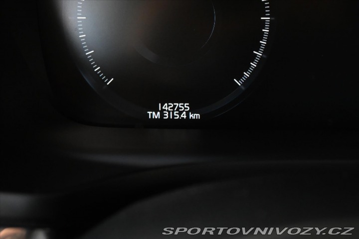 Volvo V60 2,0 B4 162 kW AT8 R-Desig 2022