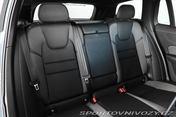 Volvo V60 2,0 B4 162 kW AT8 R-Desig 2022