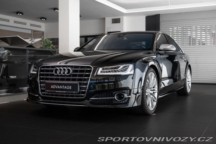 Audi S8  2016
