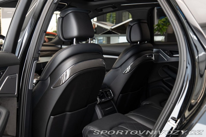 Audi S8  2016