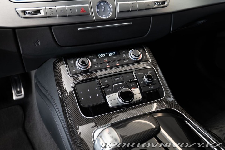 Audi S8  2016