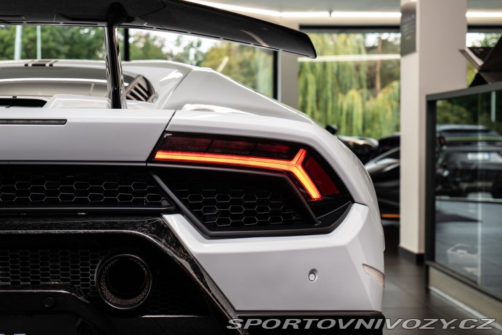 Lamborghini Huracán Performante 2017