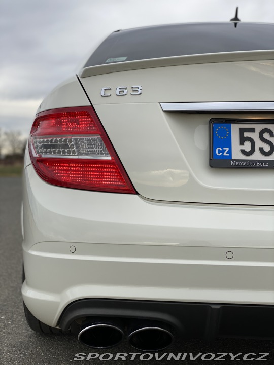 Mercedes-Benz C C63 AMG W204 odpočet DPH 2008