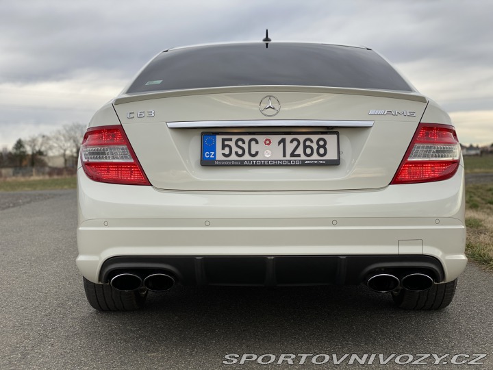 Mercedes-Benz C C63 AMG W204 odpočet DPH 2008