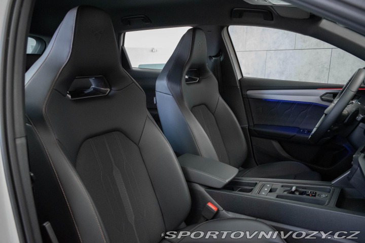 Cupra Leon TSI 228 VZ 4x4 ZÁRUKA 5le 2024