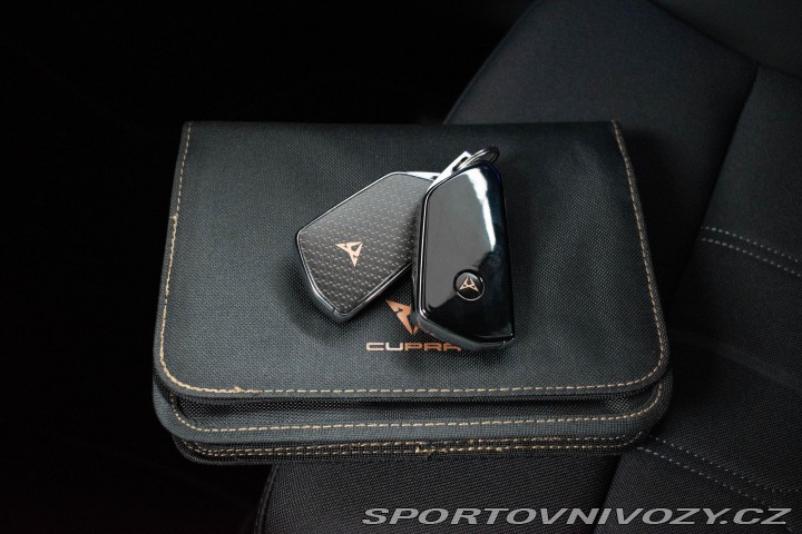 Cupra Leon TSI 228 VZ 4x4 ZÁRUKA 5le 2024