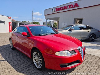 Alfa Romeo GT 1.8 16V TwinSpark Rosso