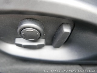 Jaguar XE 2,0 D 180 R-Sport 2016