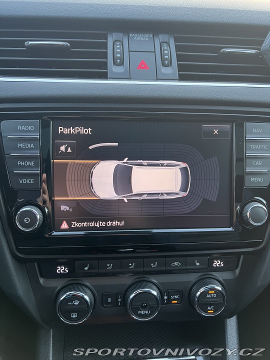 Škoda Octavia RS 3 Challenge 2.0TDI DSG 2015