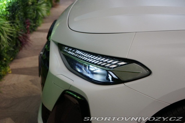 Audi A5 40 TDI*S-LINE*NEZ.TOP*360 2025