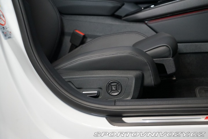 Audi A5 40 TDI*S-LINE*NEZ.TOP*360 2025