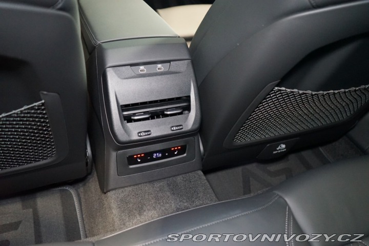 Audi A5 40 TDI*S-LINE*NEZ.TOP*360 2025