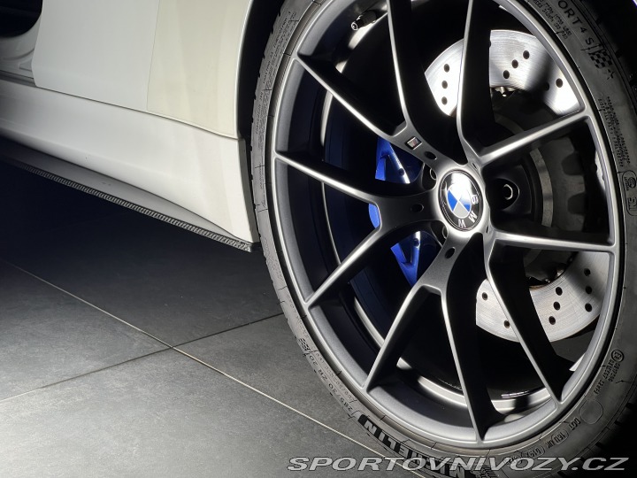 BMW M4 M4CS*EU*HUD*Camera 2019