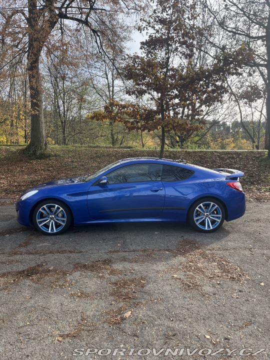 Hyundai Genesis Coupé 2010
