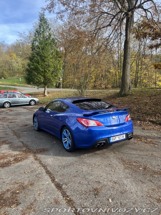 Hyundai Genesis Coupé 2010