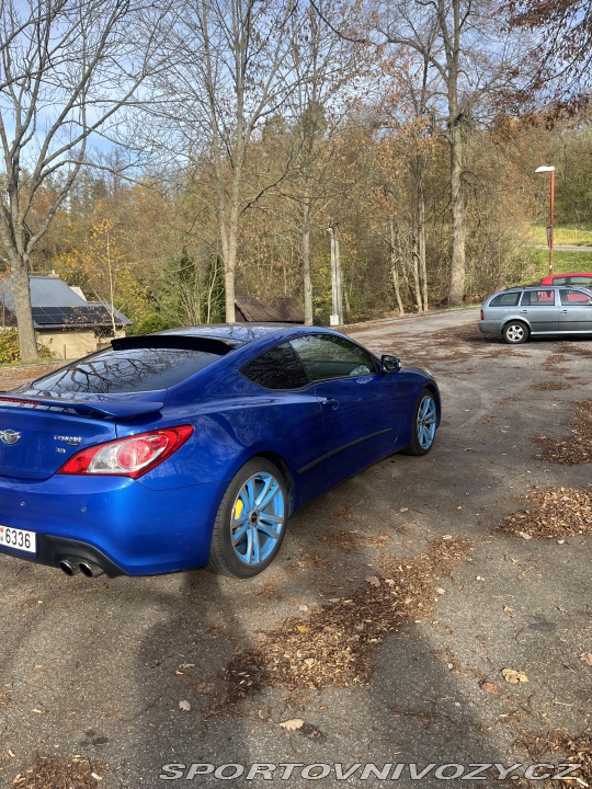 Hyundai Genesis Coupé 2010