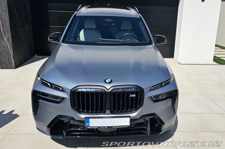 BMW X7 M60i, Individual, DPH 2025