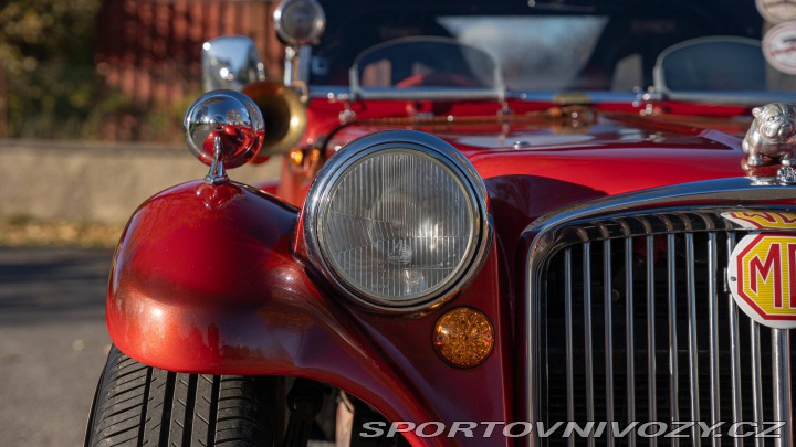 Ostatní značky Ostatní modely Pilgrim Bulldog MG 1973