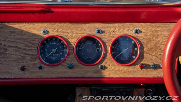 Ostatní značky Ostatní modely Pilgrim Bulldog MG 1973