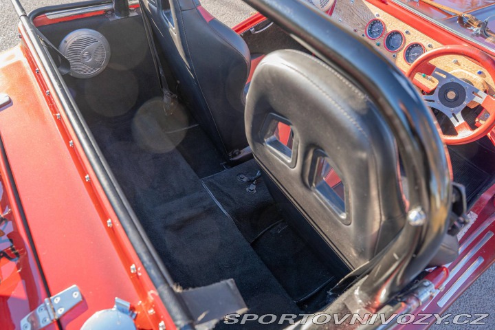 Ostatní značky Ostatní modely Pilgrim Bulldog MG 1973