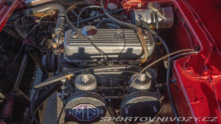 Ostatní značky Ostatní modely Pilgrim Bulldog MG 1973