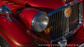 Ostatní značky Ostatní modely Pilgrim Bulldog MG 1973