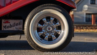 Ostatní značky Ostatní modely Pilgrim Bulldog MG 1973