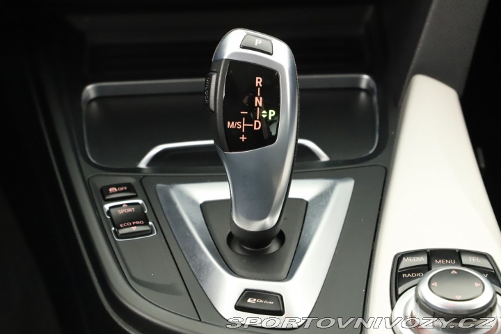 BMW 3 330e iPerformance 2016