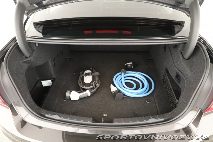 BMW 3 330e iPerformance 2016