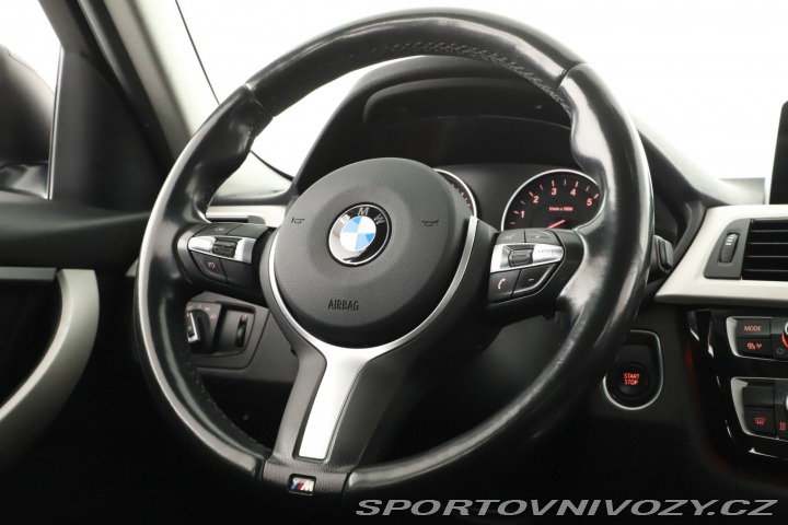BMW 3 330e iPerformance 2016
