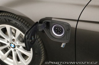 BMW 3 330e iPerformance 2016