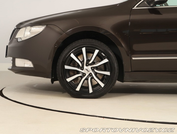 Škoda Superb Comfort 3.6 FSI V6 2012