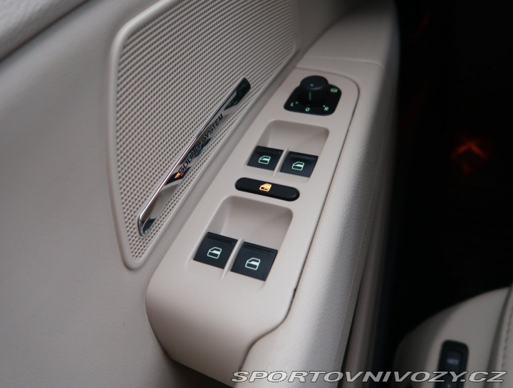 Škoda Superb Comfort 3.6 FSI V6 2012