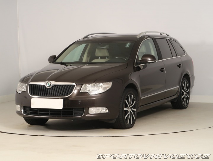 Škoda Superb Comfort 3.6 FSI V6 2012